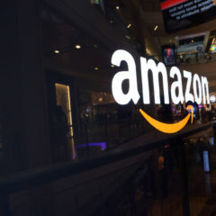 Por qué Amazon quiere abrir tiendas físicas [Análisis].