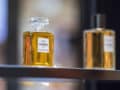 Illustratie van onze post "Marketingonderzoek: welke factoren zetten aan tot het aankopen van iconische luxeproducten"