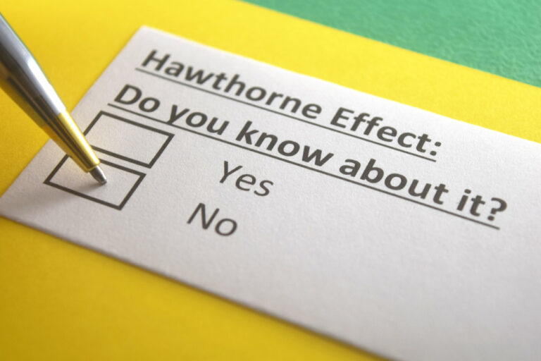 Hawthorne effect: definitie, impact, voorbeelden