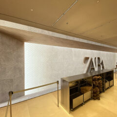 Il flagship store Zara sugli Champs-Elysées : ultra-digitale