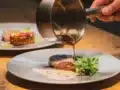 Illustration of our post "92% of Michelin-starred restaurants require a credit card deposit"