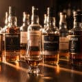 Illustratie van onze post "Whiskymarkt: Uitgebreide analyse en wereldwijde vooruitzichten"